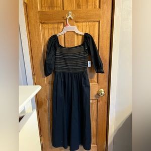 Women’s dress size small